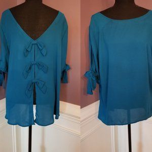 Sweet Pea NY& CO. by Stacy Frati |  Blue-Green Bow Blouse | Women's Size Large